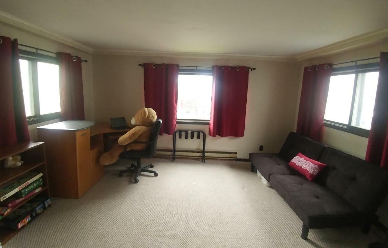 Spacious Frontier Park Apartment Erie Kültér fotó